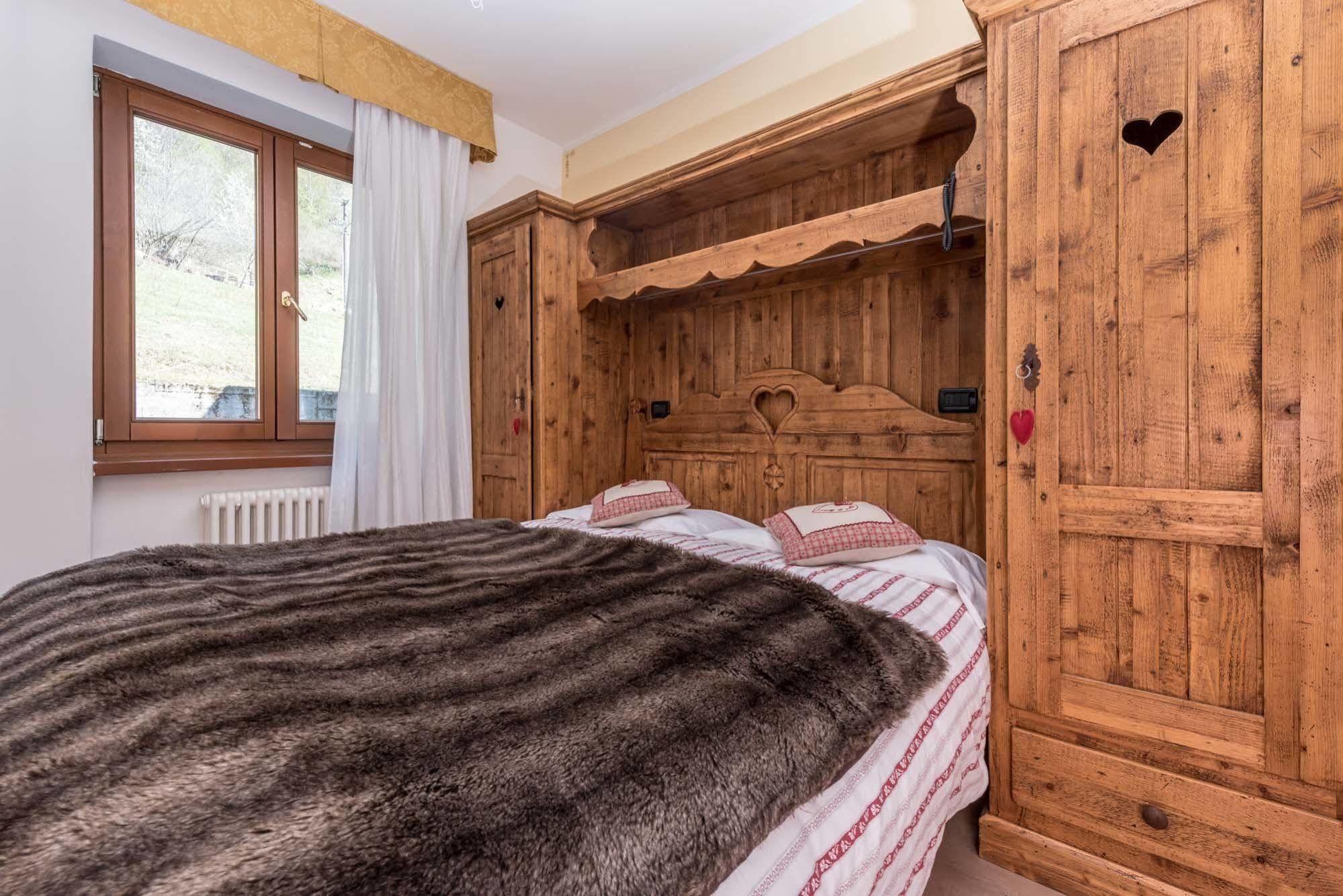 Hotel Pezzotti Пеллиццано Экстерьер фото